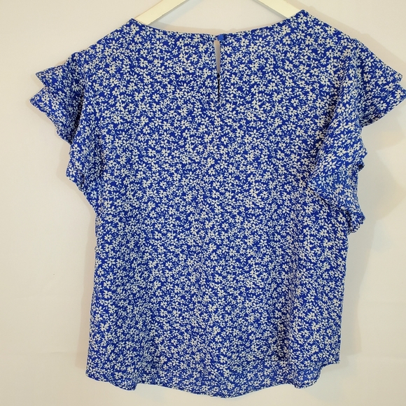 Monteau Blue with white flower blouse - Picture 8 of 9